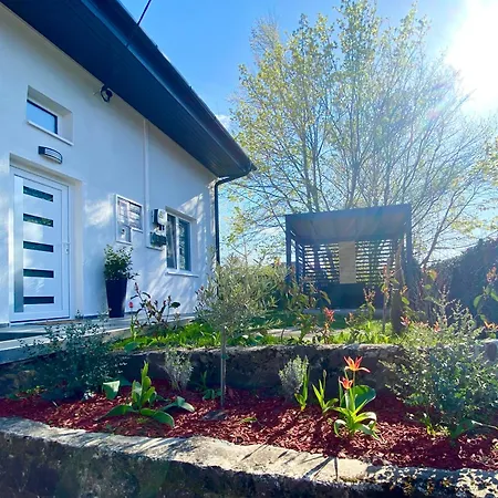 Kwatera prywatna Oazis Apartmanhaz *